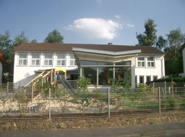 Sarnierung des Dorfgemeinschaftshauses in Ungedanken.